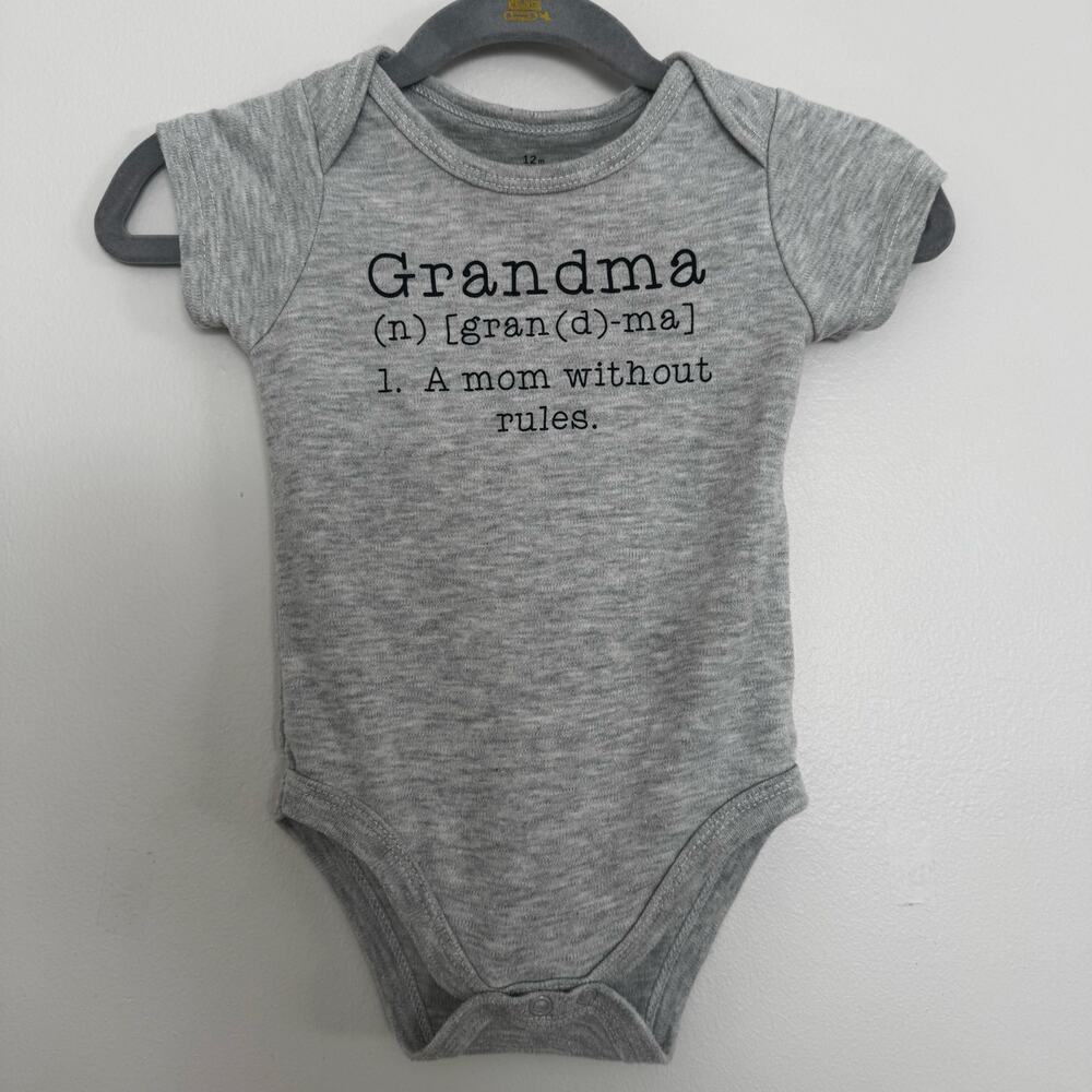 Baby Starters 'Grandma' Onesie in Gray